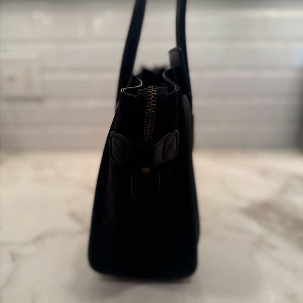 Celine Black and White Satchel with Iconic Winged Design - Picture 4 of 6